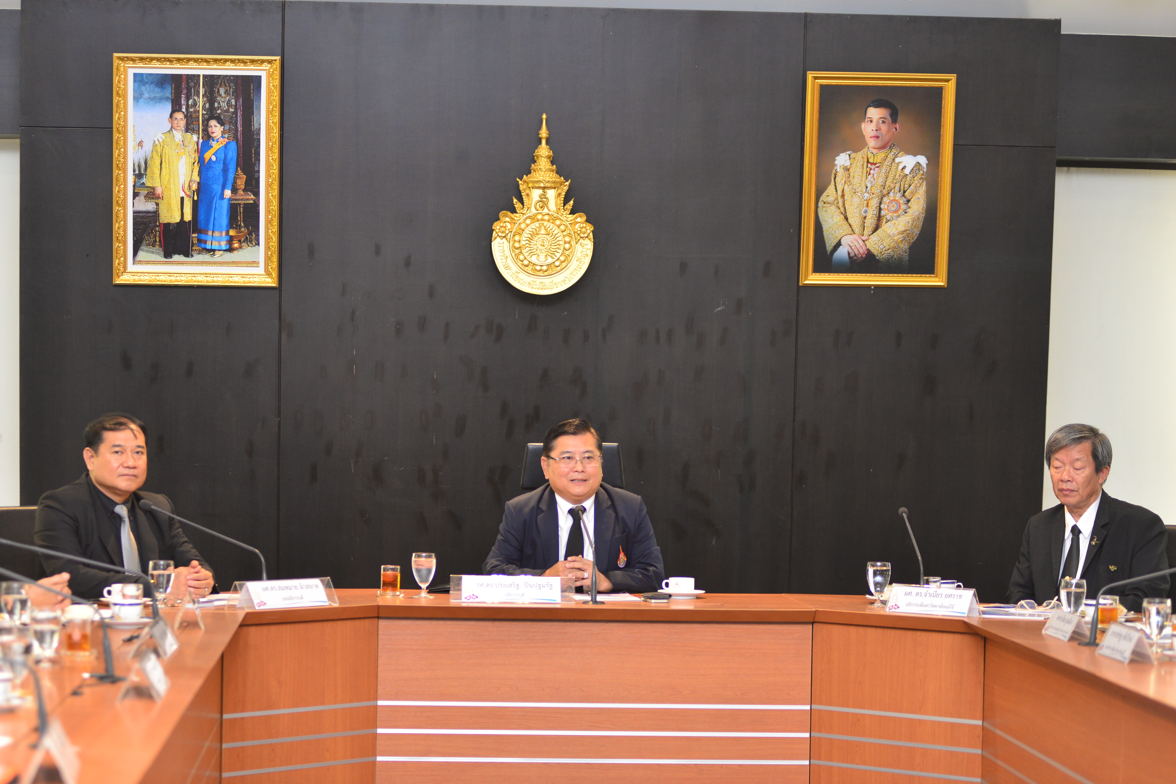 ภาพประกอบเว็บไซต์